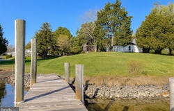 610 ROLLING HILLS Road, SOLOMONS, MD 20688
