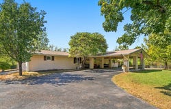 165 Cougar Trail W, Branson, MO 65616