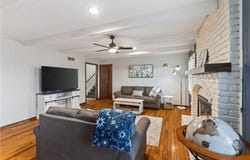 1704 NE 69th Terrace, Gladstone, MO 64118