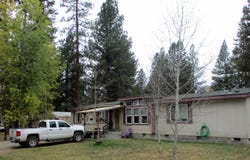 216 N Lalakes Avenue, Chiloquin, OR 97624