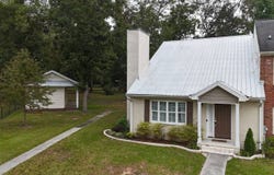 180 Fairway woods Dr., Ozark, AL 36360