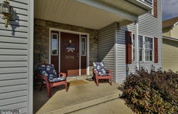 5016 FOXRUN Lane, WHITEHALL, PA 18052