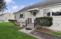 544 Park Avenue, Centereach, NY 11720