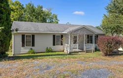 36 ARLINGTON ST, STAUNTON, VA 24401