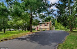 19130 DOWDEN CIR, POOLESVILLE, MD 20837