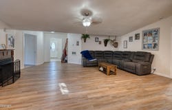 900 E 9th St, Gillette, WY 82716
