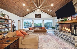 106927 S 4806 RD, Muldrow, OK 74948