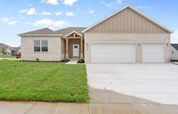 210 E Clayton Lane, Republic, MO 65738
