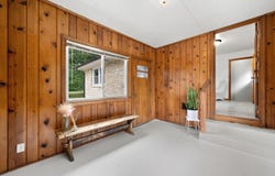 5630 S 20th St, Milwaukee, WI 53221