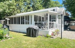 27 Ocean Park Rd, Old Orchard Beach, ME 04064