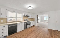 1305 KRAMER MILL Road, DENVER, PA 17517