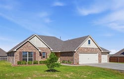 12838 N 44th East Avenue, Skiatook, OK 74070