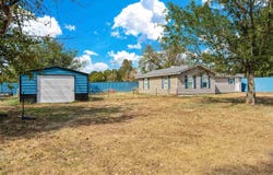 146 NE Pine Ave, Elgin, OK 73538