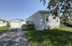 19 Swallow Lane, Beecher, IL 60401