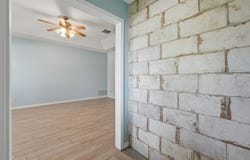 632 E Donegan, Seguin, TX 78155