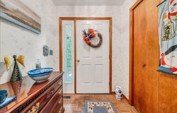 902 White Oak Dr, Covington, VA 24426