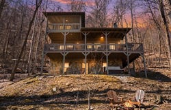 304 Ridge Circle, Blue Ridge, GA 30513