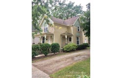 627 N Adams, Ypsilanti, MI 48197
