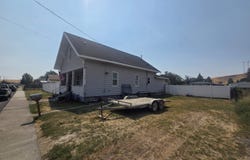 309 G St., Endicott, WA 99125