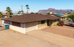 1008 E FRIAR Avenue, Apache Junction, AZ 85119