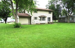 1333 Walnut Street, Dawson, MN 56232