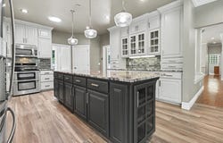 1 Hedges Circle, Bella Vista, AR 72715