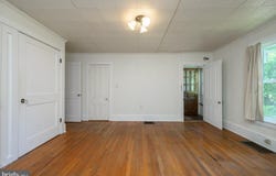 79 MODEL Avenue, HOPEWELL, NJ 08525