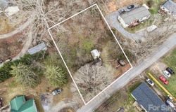 75 Travis Street, Clyde, NC 28721