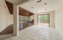 5000 Lantern Lane, Bryan, TX 77808