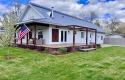109 S 2nd St, Bellevue, ID 83313