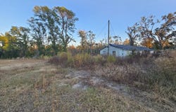241 NW Darwin Loop, Madison, FL 32340