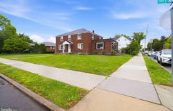 400 E MAPLE Street, PALMYRA, PA 17078