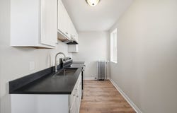 39 Richardson Ave, Wakefield, MA 01880