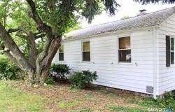 49 Robert Street, Hamden, CT 06514