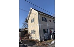 1438 CEMETERY Street, Jersey Shore, PA 17740