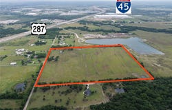 371 Liska Road, Ennis, TX 75119