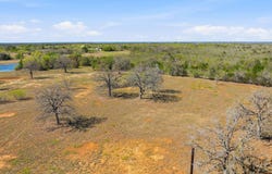 New Moon Ct, Red Rock, TX 78662