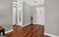 8350 GREENSBORO DR #1009, MCLEAN, VA 22102