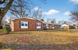 519 Meadowlawn Drive, Franklin, KY 42134