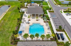 416 MANGROVE SHADE Circle, APOLLO BEACH, FL 33572