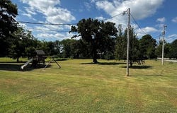 404 Nixon RD, Lavaca, AR 72941