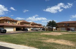 707 St James Dr, Laredo, TX 78041