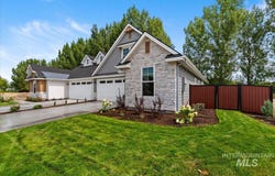 328 N Blossom River Ln, Eagle, ID 83616