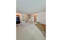 5335 Yorkshire Village Lane, Columbus, OH 43232