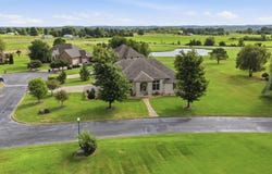1586 Silo Place, Bolivar, MO 65613
