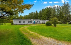 2169 Kellogg Road, Baldwinsville, NY 13027