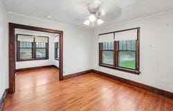 20 S Lucas St, IowaCity, IA 52240