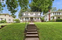 7432 Jarboe Street, Kansas City, MO 64114