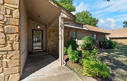 1604 S Fir Avenue, Broken Arrow, OK 74012