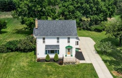 60 Pleasant View Drive, Lancaster, NY 14086